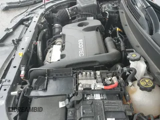 2020 Chevrolet Equinox LT with VIN 3GNAXKEV1LS695562, listed as a IAAI auction lot 43027242 with 99,563 mi miles and . Bid and sale history available at DreamBid. Image 19.