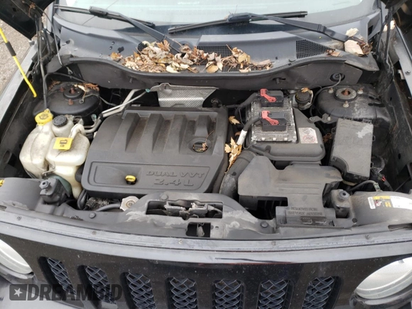 2016 Jeep Patriot Sport with VIN 1C4NJRBB0GD668714, listed as a Copart auction lot 82172443 with 194,940 mi miles and Clean Title. Bid and sale history available at carsss.com. Image 12.