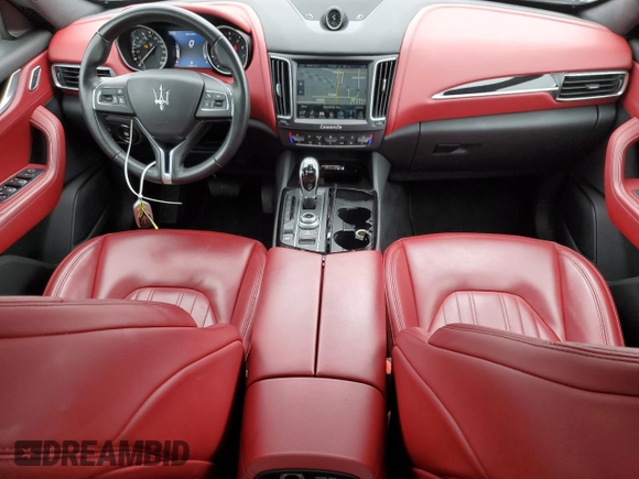 2018 Maserati Levante with VIN ZN661XUA7JX270207, listed as a Copart auction lot 55647243 with 21,557 mi miles. Bid and sale history available at carsss.com. Image 8.