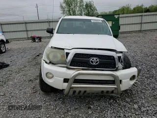 2011 Toyota Tacoma PreRunner with VIN 3TMJU4GN5BM113539, listed as a Copart auction lot 52208635 with 304,559 mi miles and Salvage Title. Bid and sale history available at DreamBid. Image 10.