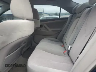 2010 Toyota Camry z VIN 4T1BF3EK0AU549366, wystawiony jako Copart lot #56641385 z przebiegiem 250 625 mil mil oraz Szkoda całkowita • Salvage title. Historia ofert i sprzedaży dostępna na DreamBid. Obrazek 10.