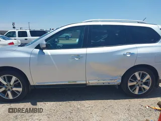 2014 Nissan Pathfinder SV z VIN 5N1AR2MM2EC600717, wystawiony jako IAAI lot #42335010 z przebiegiem 116 887 mil mil oraz . Historia ofert i sprzedaży dostępna na DreamBid. Obrazek 15.