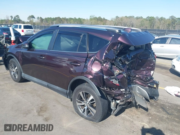 2018 Toyota RAV4 XLE with VIN 2T3WFREV1JW501431, listed as a IAAI auction lot 41880896 with 19,531 mi miles. Bid and sale history available at carsss.com. Image 3.