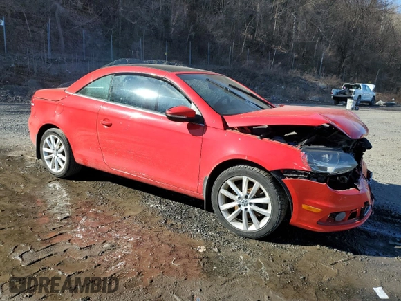 2015 Volkswagen Eos Komfort with VIN WVWBW8AH5FV004387, listed as a Copart auction lot 51046755 with 67,466 mi miles and Salvage Title. Bid and sale history available at DreamBid. Image 4.