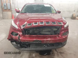 2016 Jeep Cherokee Latitude z VIN 1C4PJMCS7GW104458, wystawiony jako IAAI lot #42112371 z przebiegiem 99 723 mil mil oraz . Historia ofert i sprzedaży dostępna na DreamBid. Obrazek 6.