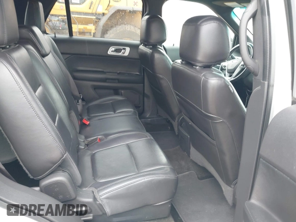 2013 Ford Explorer XLT z VIN 1FM5K7D9XDGA98416, wystawiony jako IAAI lot #41962799 z przebiegiem 122 942 mil mil oraz . Historia ofert i sprzedaży dostępna na DreamBid. Obrazek 8.