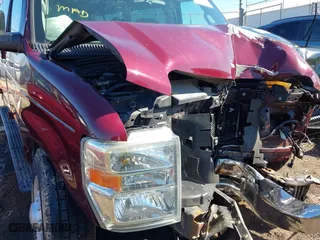 2008 Ford Econoline Wagon XL with VIN 1FBSS31L08DB09175, listed as a IAAI auction lot 41795288 with 184,996 mi miles. Bid and sale history available at carsss.com. Image 6.