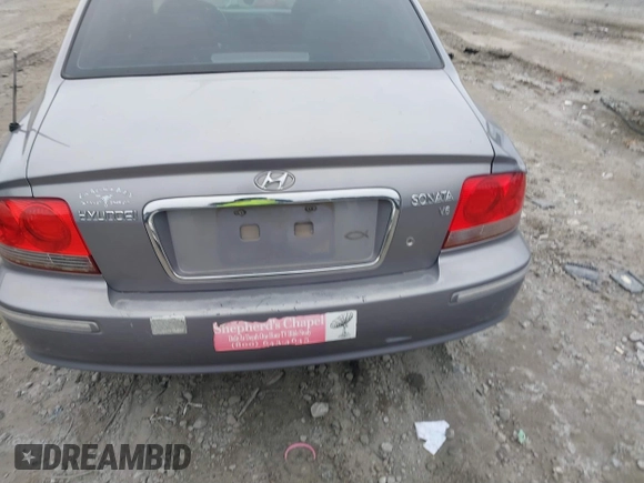 2005 Hyundai Sonata GLS with VIN KMHWF35H05A181798, listed as a IAAI auction lot 41366863 with 129,290 mi miles. Bid and sale history available at carsss.com. Image 16.