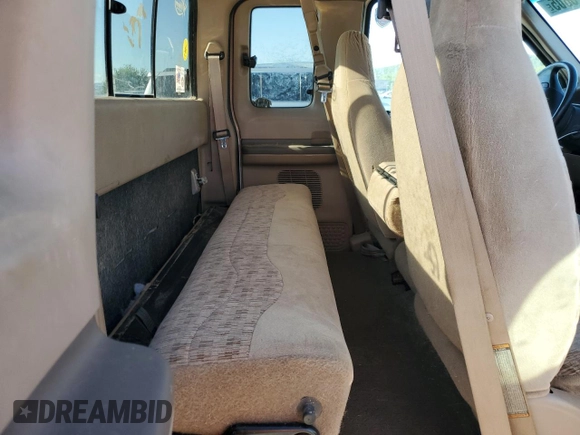 1999 Ford F-350 with VIN 1FTWX32F6XED54952, listed as a Copart auction lot 57676805 with 146,544 mi miles and Salvage title. Bid and sale history available at DreamBid. Image 10.