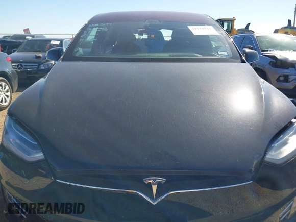 2019 Tesla Model X 75D with VIN 5YJXCDE2XKF161371, listed as a IAAI auction lot 41174741 with 34,979 mi miles. Bid and sale history available at carsss.com. Image 11.