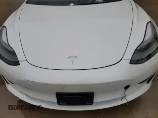 2023 Tesla Model 3 z VIN 5YJ3E1EA9PF510588, wystawiony jako Copart lot #51860125 z przebiegiem Nie podano mil oraz Czysty tytuł • Clean title. Historia ofert i sprzedaży dostępna na DreamBid. Obrazek 11.