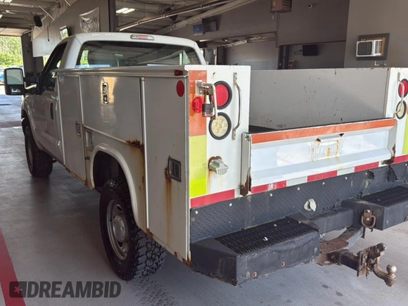 2012 Ford F-250 XL with VIN 1FDBF2B65CEC50857, listed as a IAAI auction lot 42829710 with 131,437 mi miles and . Bid and sale history available at DreamBid. Image 24.