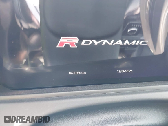 2020 Land Rover Range Rover Velar z VIN SALYM2EV8LA274870, wystawiony jako IAAI lot #42479938 z przebiegiem 43 039 mil mil oraz . Historia ofert i sprzedaży dostępna na DreamBid. Obrazek 7.