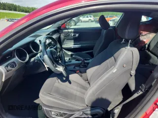 2019 Ford Mustang EcoBoost z VIN 1FA6P8TH0K5167704, wystawiony jako Copart lot #59506005 z przebiegiem 65 204 mil mil oraz Szkoda całkowita • Salvage title. Historia ofert i sprzedaży dostępna na DreamBid. Obrazek 7.