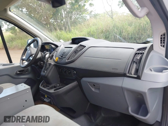 2019 Ford Transit with VIN 1FTYR2YM4KKB79954, listed as a IAAI auction lot 41842601 with 36,076 mi miles and . Bid and sale history available at DreamBid. Image 5.