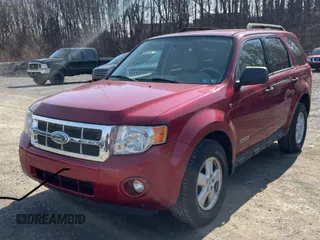2008 Ford Escape XLT with VIN 1FMCU931X8KD40679, listed as a Copart auction lot 58637585 with 135,391 mi miles and Clean title. Bid and sale history available at DreamBid. Image 2.