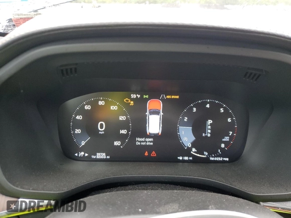 2020 Volvo XC60 Inscription with VIN YV4A22RL1L1576909, listed as a Copart auction lot 67352813 with 39,706 mi miles and Non repairable. Bid and sale history available at DreamBid. Image 9.