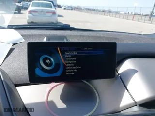 2017 BMW i3 with VIN WBY1Z8C50HV551025, listed as a IAAI auction lot 41722975 with 85,709 mi miles. Bid and sale history available at carsss.com. Image 18.