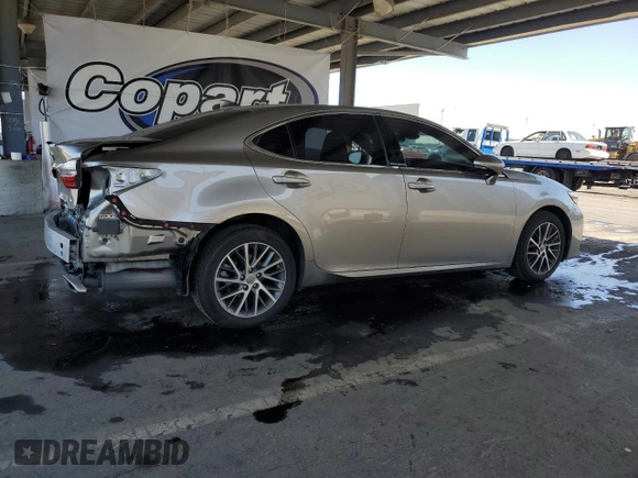 2016 Lexus ES 330 z VIN 58ABK1GG6GU019977, wystawiony jako Copart lot #59163355 z przebiegiem 55 368 mil mil oraz Szkoda całkowita • Salvage title. Historia ofert i sprzedaży dostępna na DreamBid. Obrazek 3.