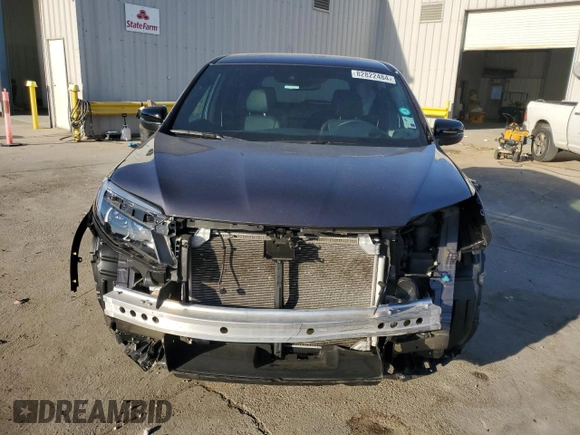 2019 Honda Passport EX-L with VIN 5FNYF7H5XKB012171, listed as a Copart auction lot 82822484 with 41,295 mi miles and Salvage Title. Bid and sale history available at carsss.com. Image 5.