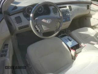 2007 Hyundai Azera SE z VIN KMHFC46FX7A178714, wystawiony jako Copart lot #49264985 z przebiegiem 89 266 mil mil oraz Szkody całkowita. Historia ofert i sprzedaży dostępna na DreamBid. Obrazek 8.