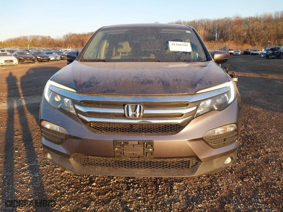 2017 Honda Pilot EX-L with VIN 5FNYF5H56HB020703, listed as a IAAI auction lot 41366342 with 96,618 mi miles. Bid and sale history available at carsss.com. Image 12.