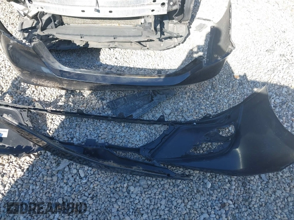 2019 Toyota Camry LE z VIN 4T1B11HK1KU686574, wystawiony jako IAAI lot #40650885 z przebiegiem 112 269 mil mil oraz . Historia ofert i sprzedaży dostępna na DreamBid. Obrazek 12.