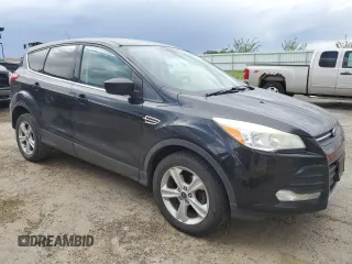 2013 Ford Escape SE with VIN 1FMCU0GXXDUA68997, listed as a Copart auction lot 56931085 with 92,636 mi miles and Clean title. Bid and sale history available at DreamBid. Image 4.