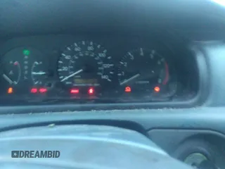 1997 Toyota Camry LE z VIN 4T1BG22K8VU108750, wystawiony jako IAAI lot #41706625 z przebiegiem 296 386 mil mil oraz . Historia ofert i sprzedaży dostępna na DreamBid. Obrazek 7.