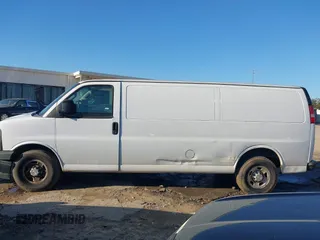 2017 Chevrolet Express Cargo Van with VIN 1GCWGBFF0H1109366, listed as a IAAI auction lot 41494549 with 181,398 mi miles. Bid and sale history available at carsss.com. Image 14.