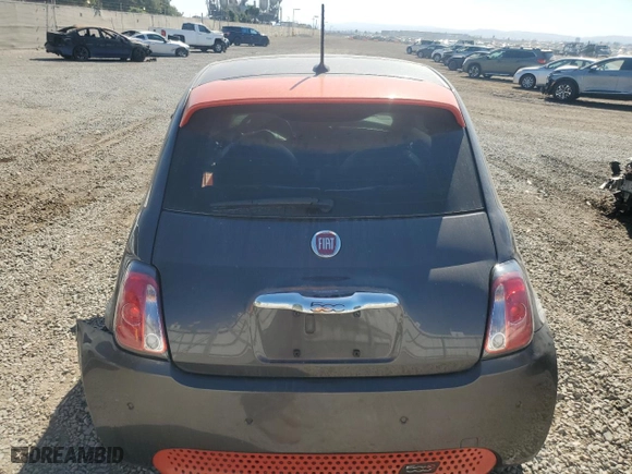 2015 FIAT 500e with VIN 3C3CFFGE2FT561560, listed as a Copart auction lot 77210834 with 44,235 mi miles and Salvage Title. Bid and sale history available at carsss.com. Image 6.