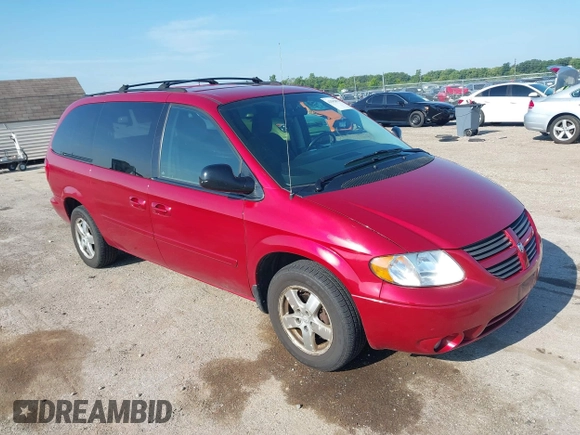 2005 Dodge Caravan SXT with VIN 2D4GP44L05R552278, listed as a IAAI auction lot 42582873 with 131,887 mi miles and . Bid and sale history available at DreamBid. Image 1.