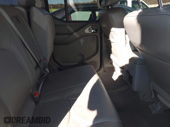 2019 Nissan Frontier SV z VIN 1N6AD0ER5KN742820, wystawiony jako IAAI lot #41358587 z przebiegiem 106 829 mil mil oraz . Historia ofert i sprzedaży dostępna na DreamBid. Obrazek 8.