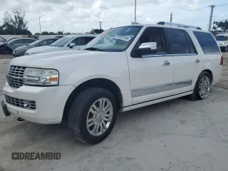 2012 Lincoln Navigator with VIN 5LMJJ2H56CEL05581, listed as a Copart auction lot 65473295 with 182,122 mi miles and Salvage title. Bid and sale history available at DreamBid. Image 1.