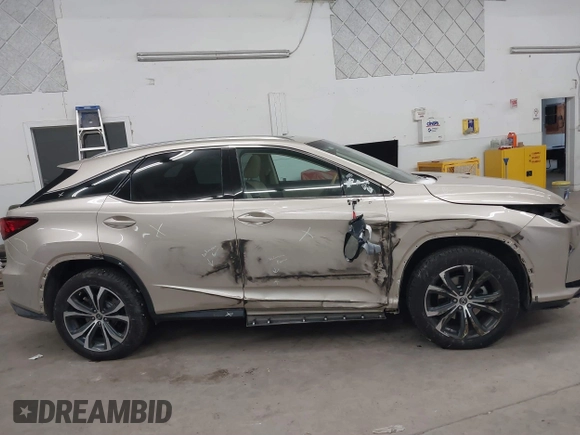 2019 Lexus RX with VIN 2T2BZMCA9KC200194, listed as a IAAI auction lot 41595521 with 70,038 mi miles. Bid and sale history available at carsss.com. Image 13.