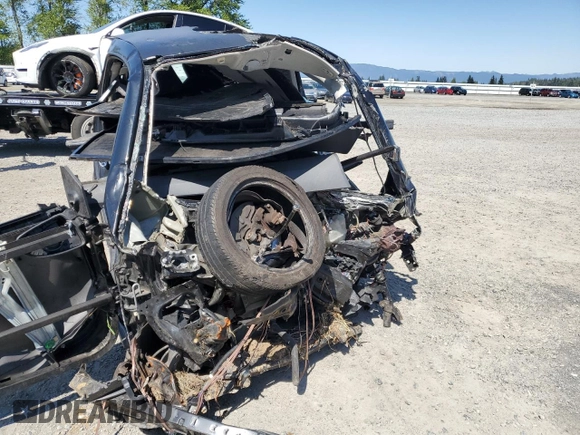 2009 Smart fortwo Pure z VIN WMEEJ31X09K267836, wystawiony jako Copart lot #55500135 z przebiegiem Nie podano mil oraz Szkoda całkowita • Salvage title. Historia ofert i sprzedaży dostępna na DreamBid. Obrazek 5.