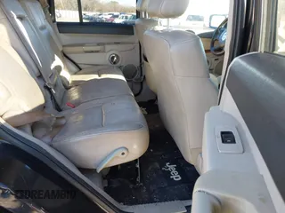 2006 Jeep Commander Limited с VIN 1J8HH58N86C329120, выставлен на аукционе IAAI как лот 41281231 с пробегом 386 061 миль миль и . История ставок и продаж доступна на DreamBid. Изображение 8.