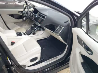 2020 Jaguar I-PACE S with VIN SADHB2S15L1F79250, listed as a IAAI auction lot 42119271 with 25,951 mi miles. Bid and sale history available at carsss.com. Image 5.