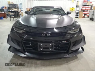 2021 Chevrolet Camaro ZL1 with VIN 1G1FJ1R66M0100087, listed as a Copart auction lot 83531104 with 10,363 mi miles and Clean Title. Bid and sale history available at carsss.com. Image 5.