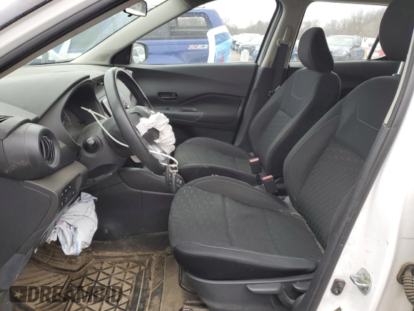 2022 Nissan Kicks S z VIN 3N1CP5BVXNL527040, wystawiony jako Copart lot #52746965 z przebiegiem 93 918 mil mil oraz Czysty tytuł • Clean title. Historia ofert i sprzedaży dostępna na DreamBid. Obrazek 7.