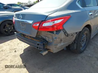 2016 Nissan Altima SR with VIN 1N4AL3AP9GC180232, listed as a IAAI auction lot 42125938 with 158,846 mi miles and . Bid and sale history available at carsss.com. Image 13.