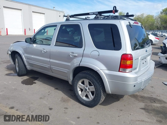 2006 Ford Escape Hybrid with VIN 1FMYU96H76KA14124, listed as a IAAI auction lot 42063449 with 53,055 mi miles and . Bid and sale history available at DreamBid. Image 3.