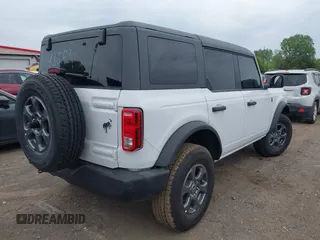 2025 Ford Bronco Big Bend with VIN 1FMDE7BH3SLA43663, listed as a IAAI auction lot 42295299 with 3,722 mi miles and . Bid and sale history available at DreamBid. Image 4.