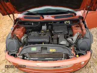 2006 MINI Convertible with VIN WMWRF335X6TF64910, listed as a Copart auction lot 60222215 with 85,761 mi miles and Salvage title. Bid and sale history available at DreamBid. Image 11.