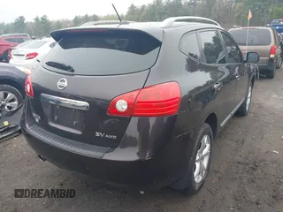 2011 Nissan Rogue S z VIN JN8AS5MV2BW311371, wystawiony jako IAAI lot #42160594 z przebiegiem 132 612 mil mil oraz . Historia ofert i sprzedaży dostępna na DreamBid. Obrazek 4.