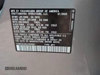 2020 Volkswagen Atlas SE z VIN 1V26C2CA5LC206661, wystawiony jako IAAI lot #41945822 z przebiegiem 43 297 mil mil oraz . Historia ofert i sprzedaży dostępna na DreamBid. Obrazek 9.