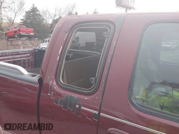 1998 Ford F-150 XL with VIN 1FTRX17L9WKA93669, listed as a IAAI auction lot 41531304 with 174,614 mi miles and . Bid and sale history available at DreamBid. Image 6.