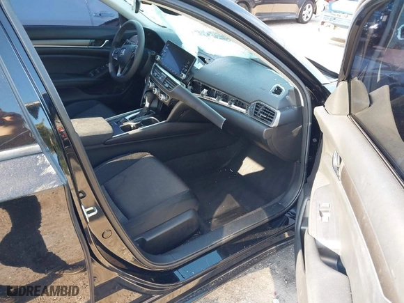 2020 Honda Accord Sedan LX with VIN 1HGCV1F13LA068037, listed as a IAAI auction lot 41910815 with 73,456 mi miles. Bid and sale history available at carsss.com. Image 5.