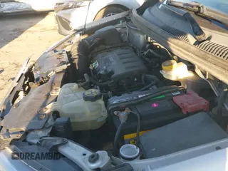 2018 Chevrolet Sonic LT z VIN 1G1JD5SB4J4104210, wystawiony jako IAAI lot #41048847 z przebiegiem 65 583 mil mil oraz . Historia ofert i sprzedaży dostępna na DreamBid. Obrazek 20.