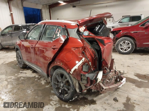 2020 Nissan Kicks SR with VIN 3N1CP5DV3LL559287, listed as a IAAI auction lot 41427505 with 43,492 mi miles. Bid and sale history available at carsss.com. Image 3.
